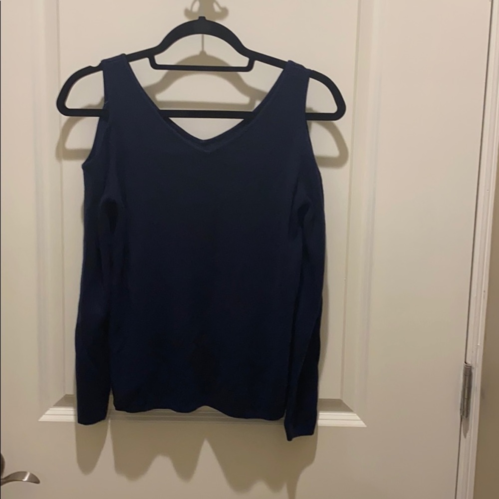 Peek-a-boo Shoulder Top